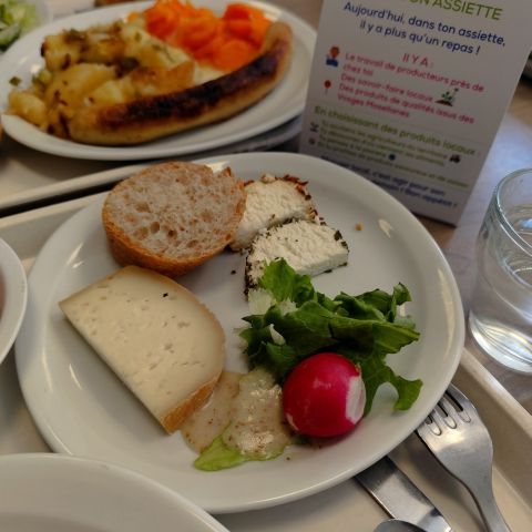 Une initiative locale au service de l'alimentation durable Une initiative locale au service de l'alimentation durable